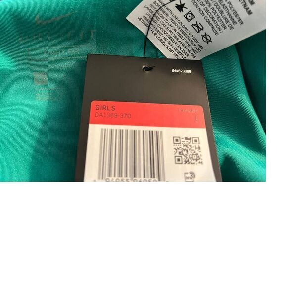 Nike Girls Large Compression Shorts Green NWT - Picture 3 of 3